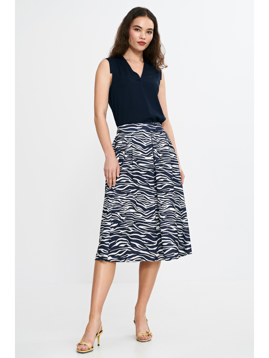 Jupe model 210067 Nife