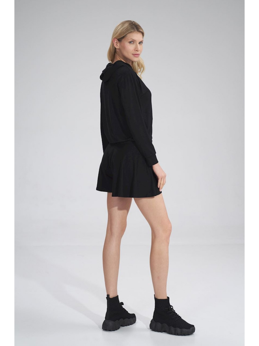 Shorts model 165348 Figl