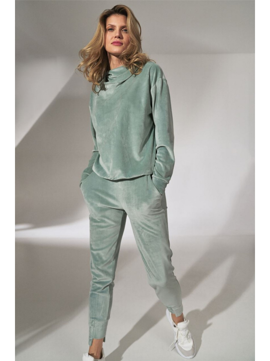 Pantalon survêtement model 151806 Figl
