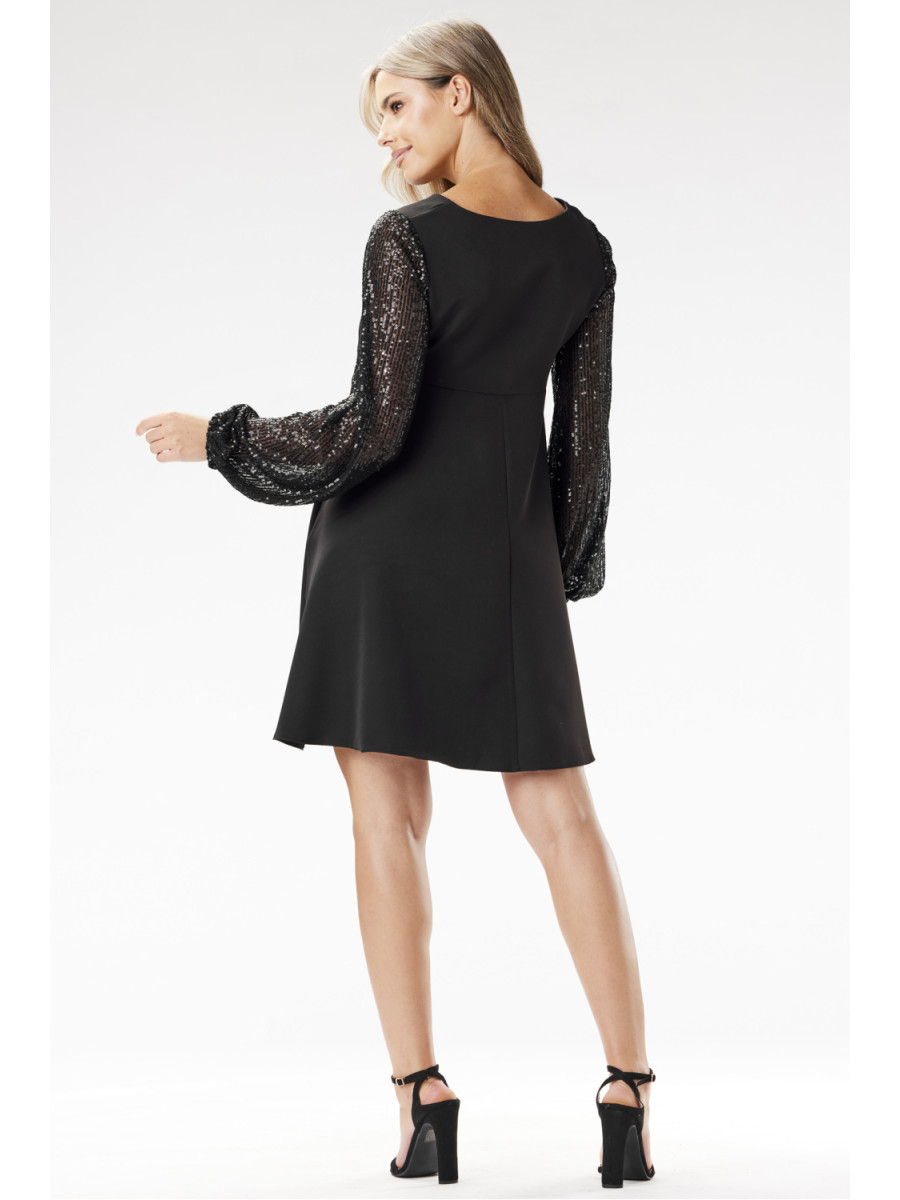 Robe de soirée model 204271 awama