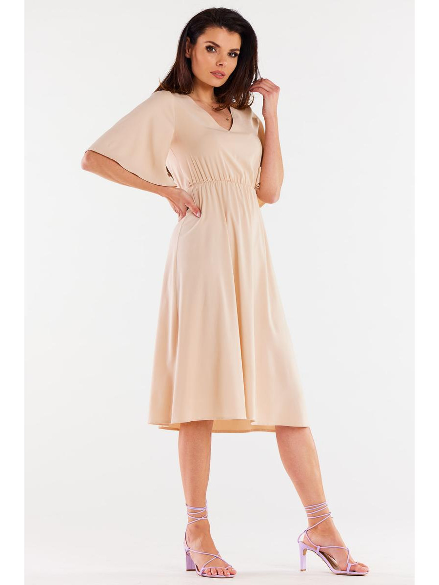 Robe de jour model 196607 awama