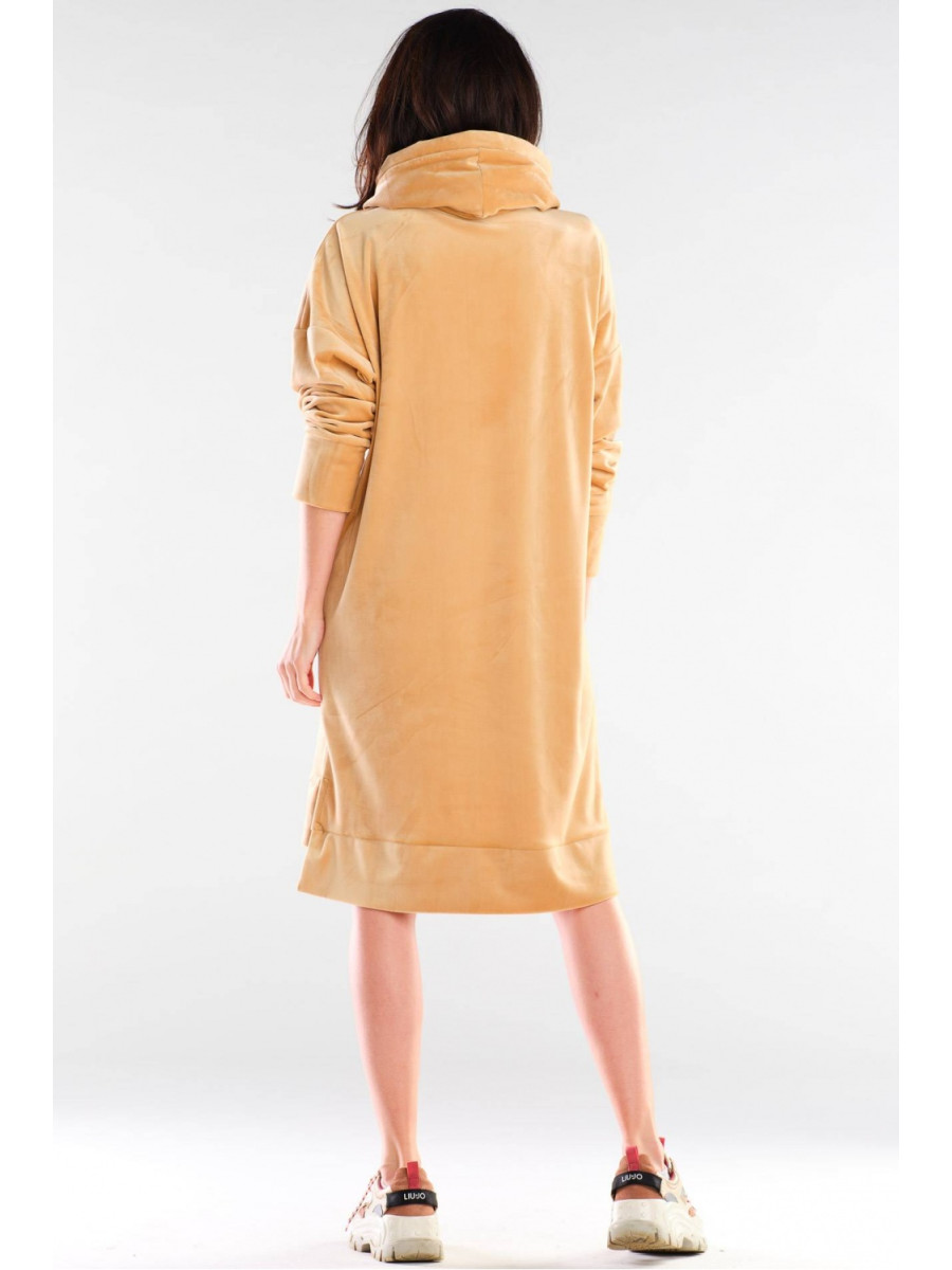 Robe de jour model 154801 awama