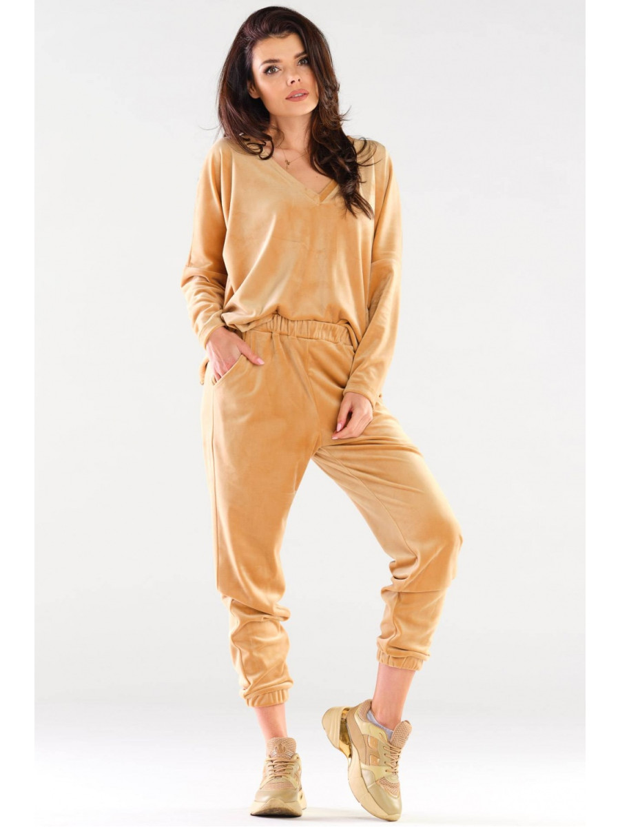Sweatshirt model 155457 awama