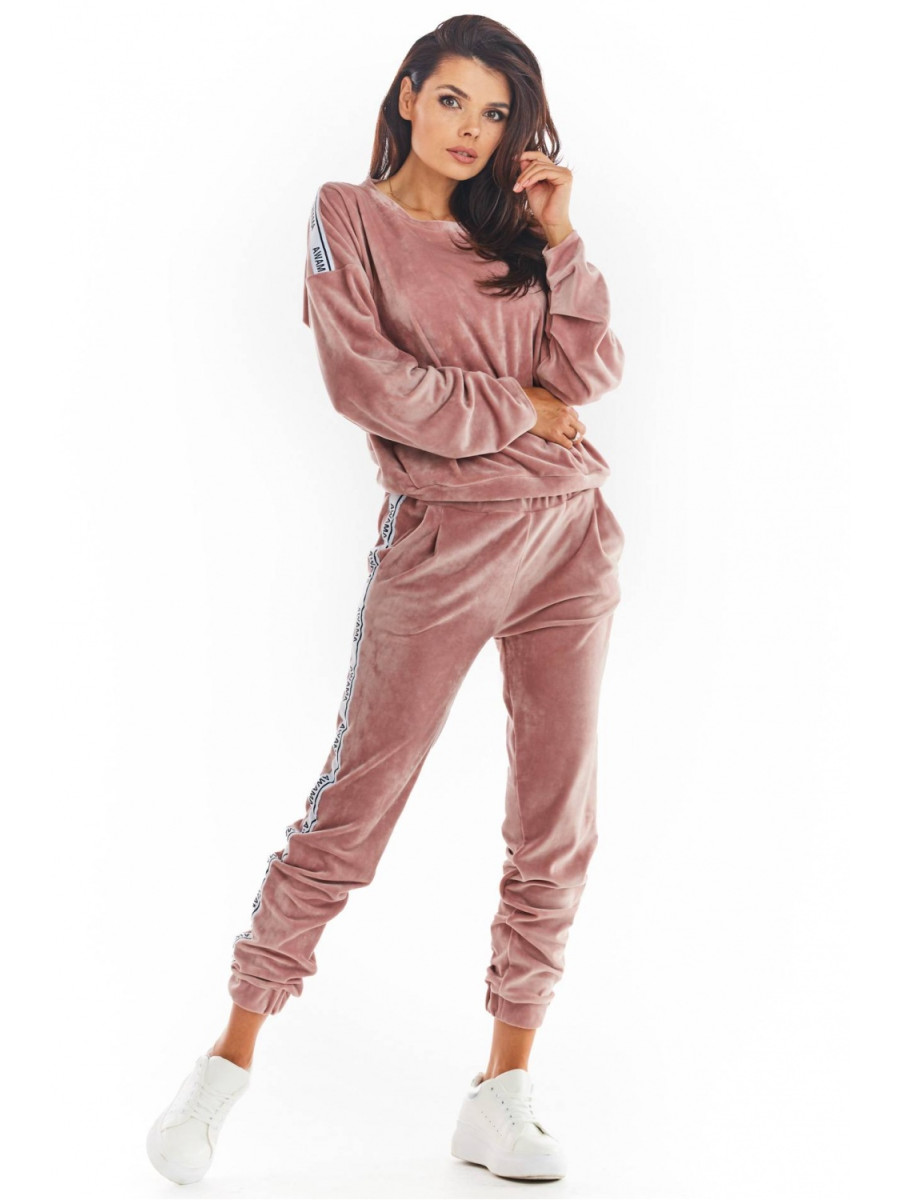 Sweatshirt model 149765 awama