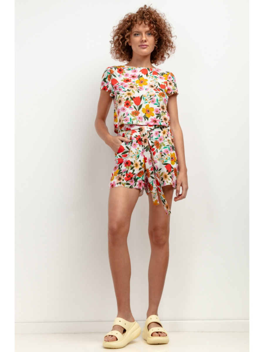 Shorts model 198556 Tessita