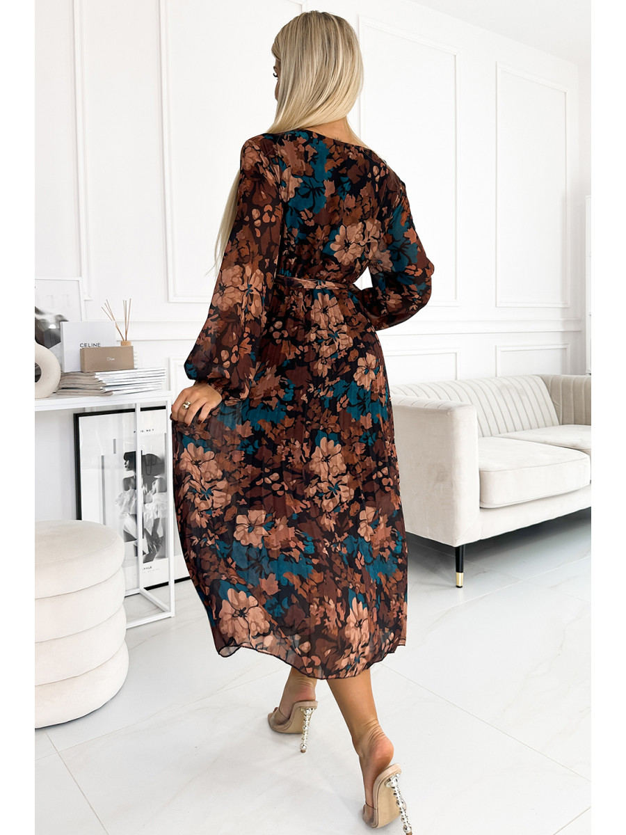 Robe de cocktail model 190995 Numoco