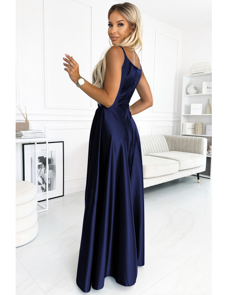 Robe longue model 186317 Numoco