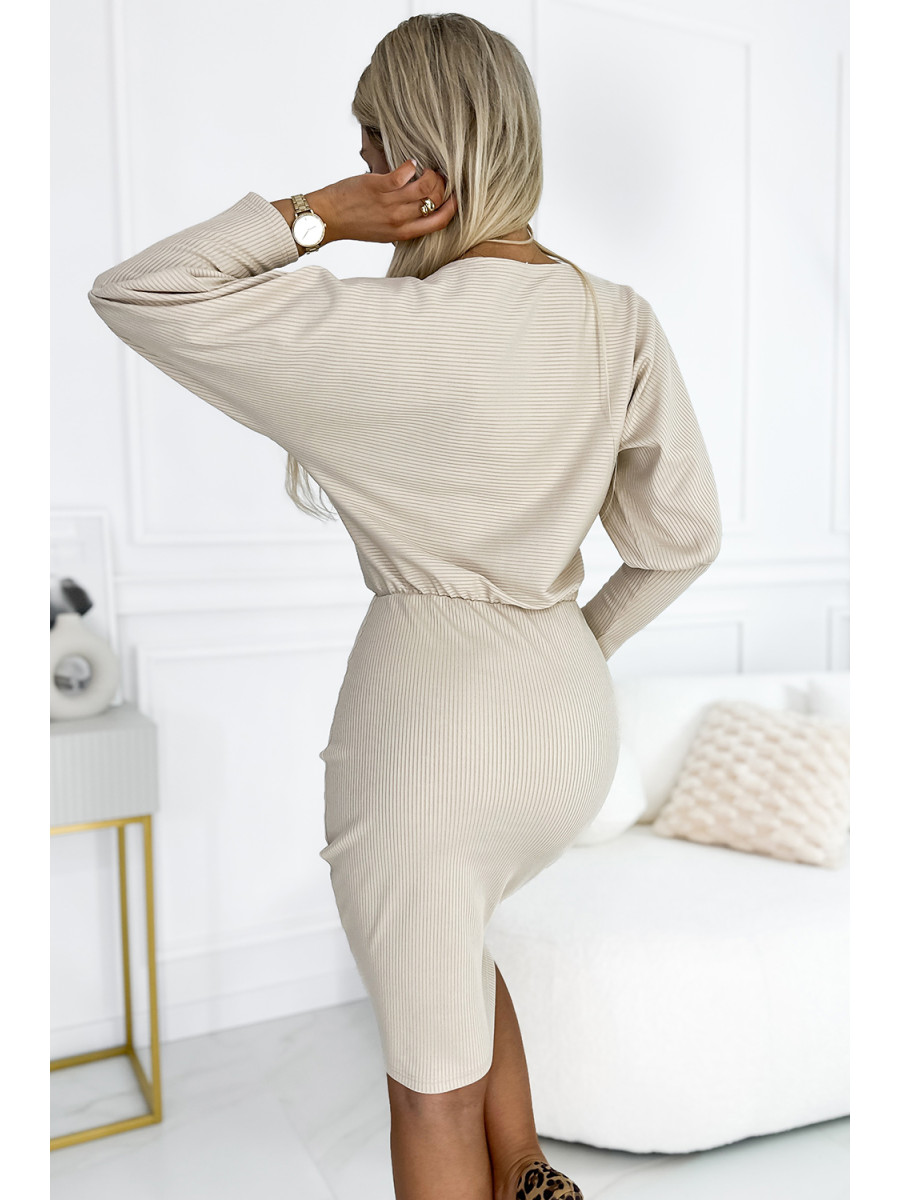 Robe de jour model 191819 Numoco
