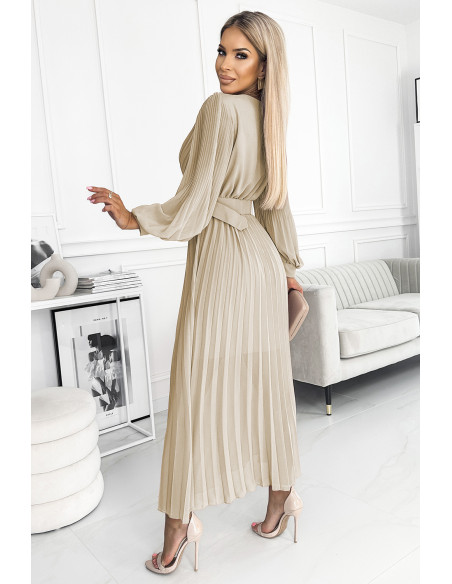 Robe de cocktail model 182504 Numoco