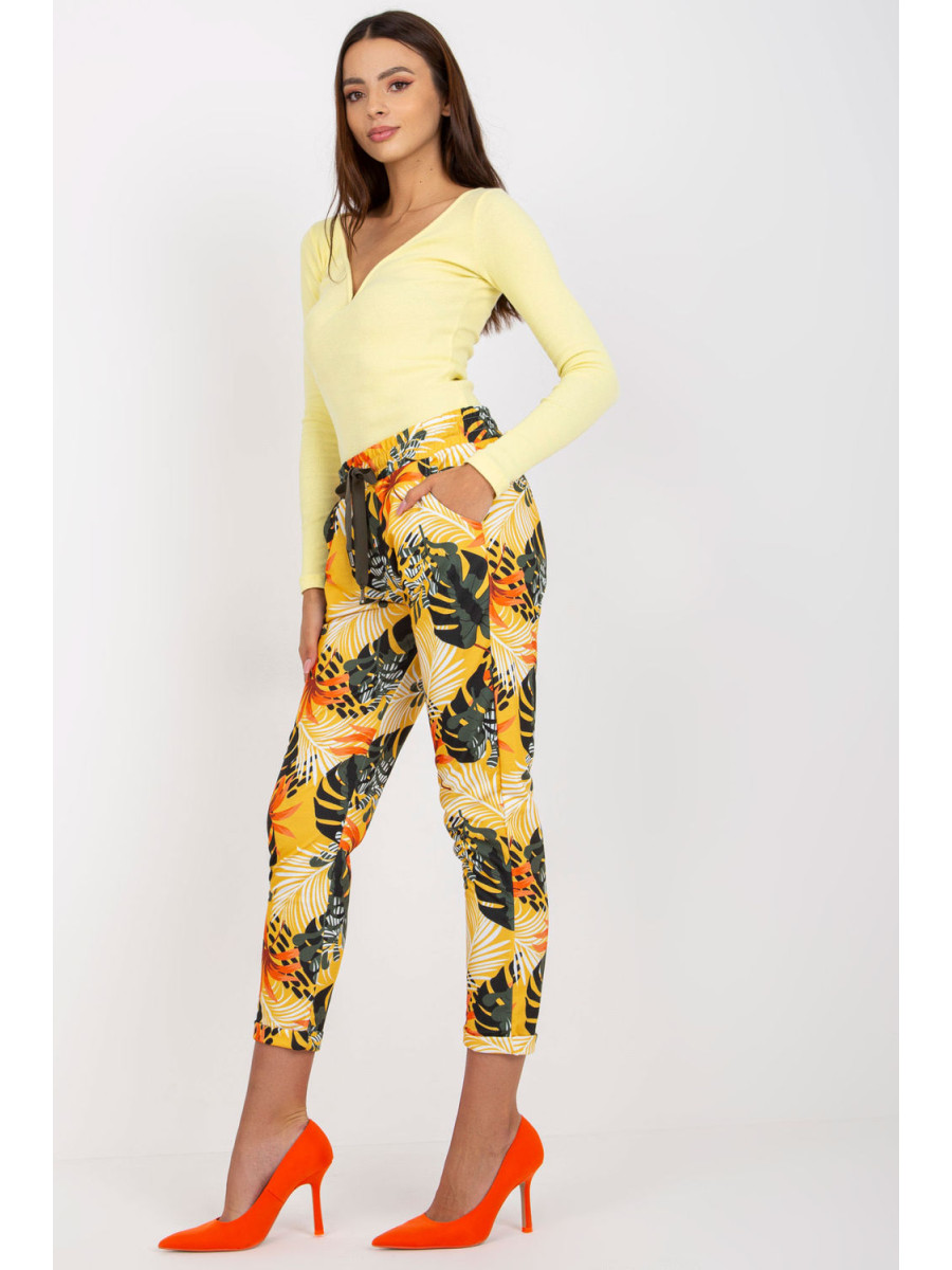 Pantalon survêtement model 167078 Relevance
