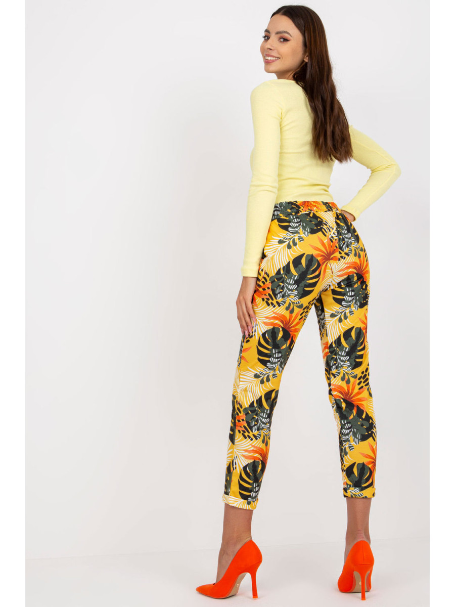 Pantalon survêtement model 167078 Relevance