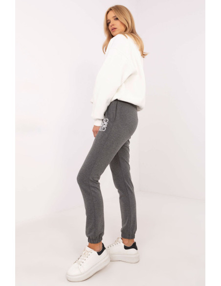 Pantalon survêtement model 206056 Relevance
