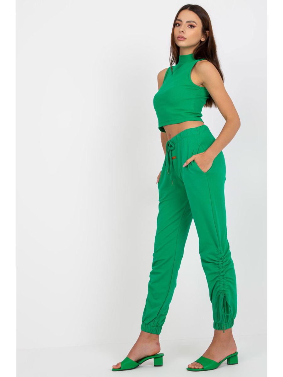 Pantalon survêtement model 167081 Relevance