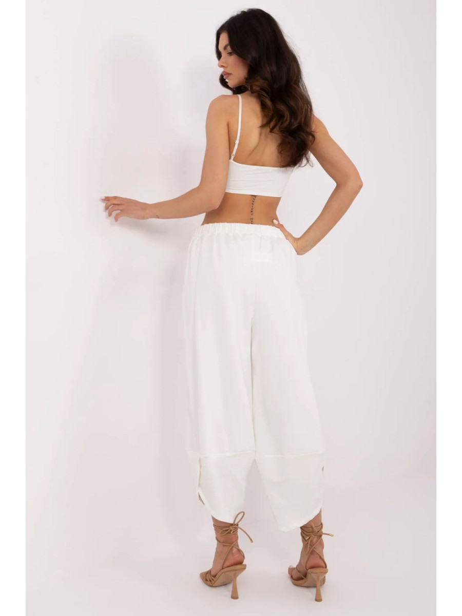 Pantalon survêtement model 211189 Relevance