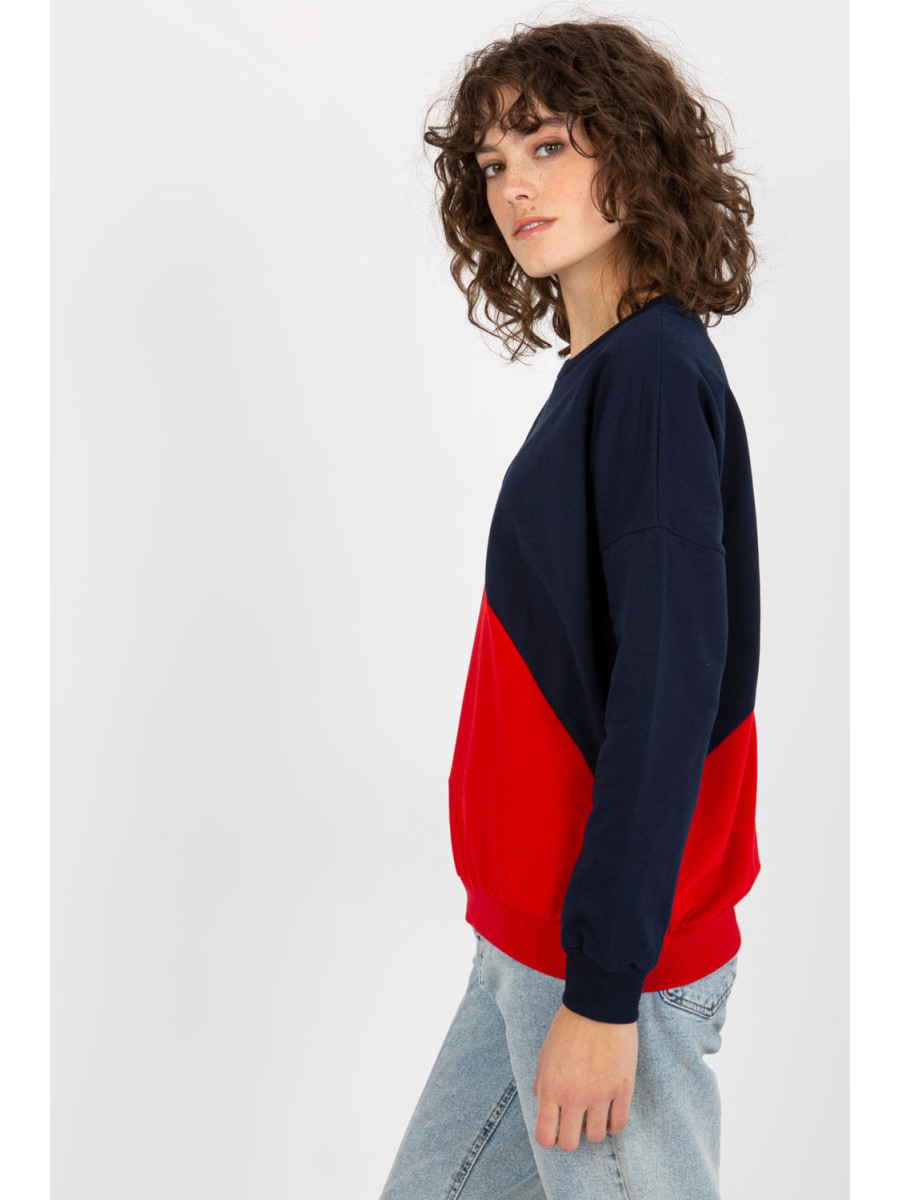 Sweatshirt model 175193 Relevance