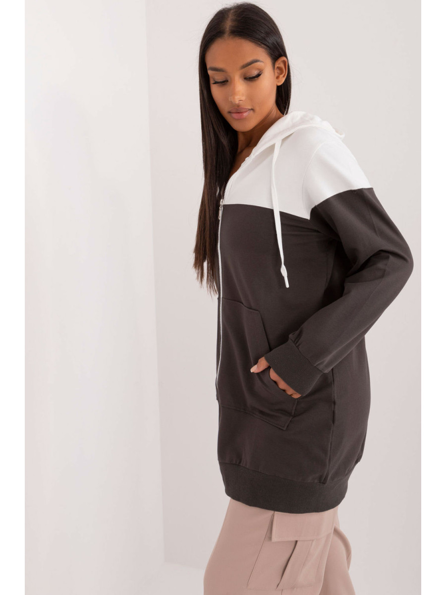 Sweatshirt model 197076 Relevance