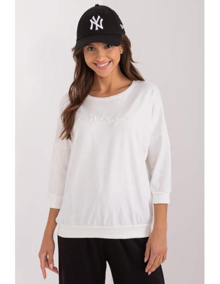 Sweatshirt model 197448 Relevance