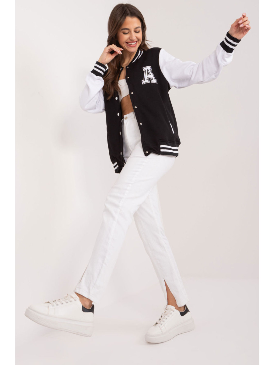Sweatshirt model 192368 Relevance