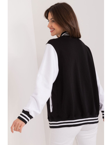 Sweatshirt model 192368 Relevance