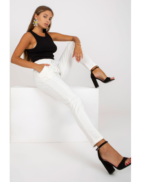 Pantalon survêtement model 169084 Relevance