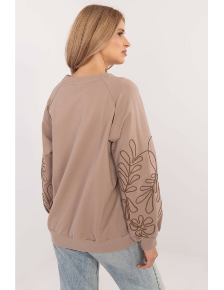 Sweatshirt model 208236 Relevance
