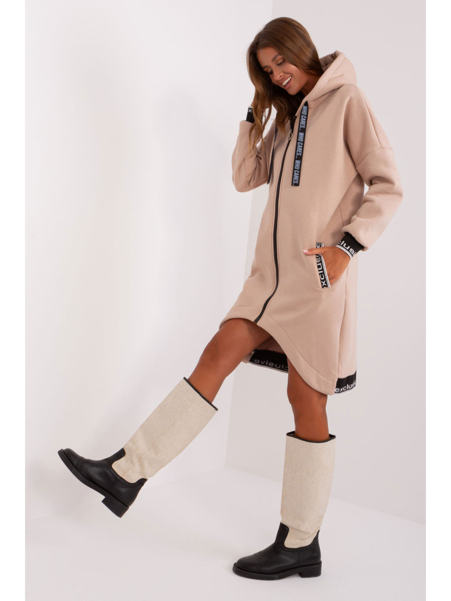 Sweatshirt model 185933 Relevance