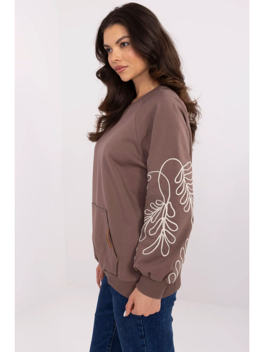 Sweatshirt model 210637 Relevance