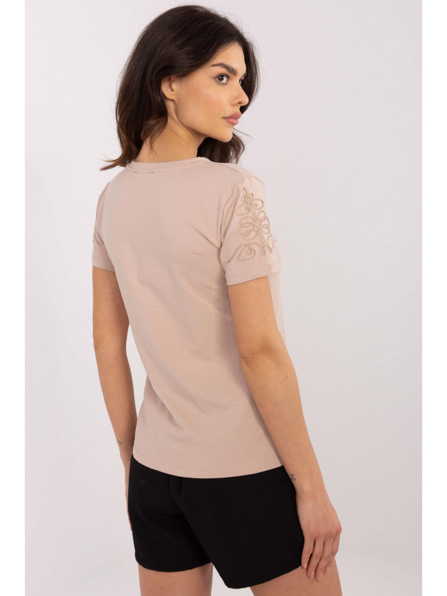 T-shirt model 210659 Relevance