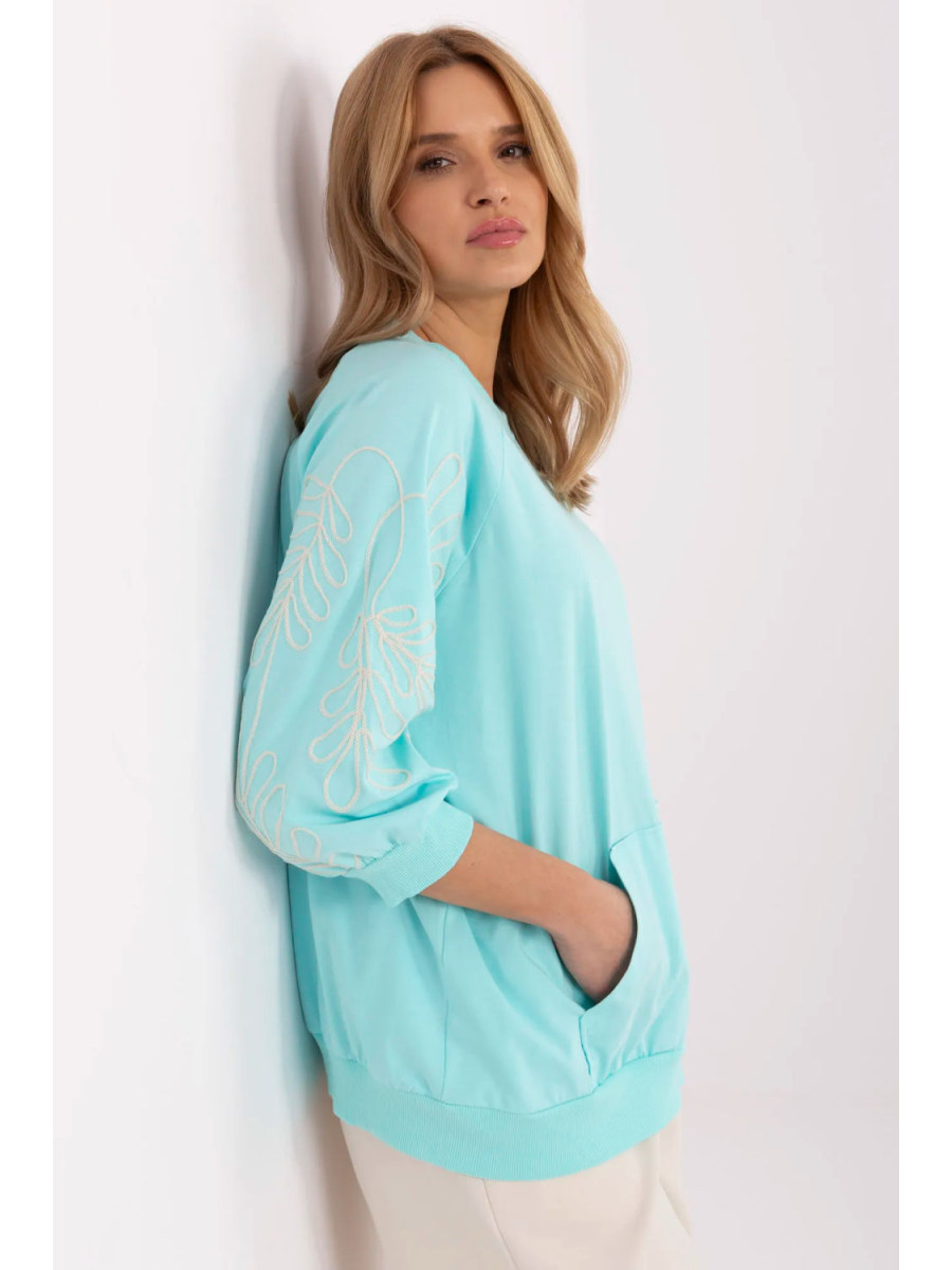 Sweatshirt model 209843 Relevance