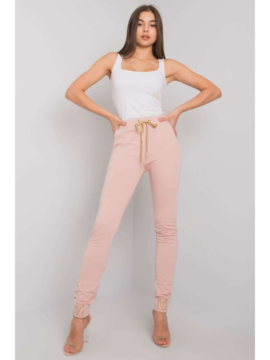 Pantalon survêtement model 166736 Relevance
