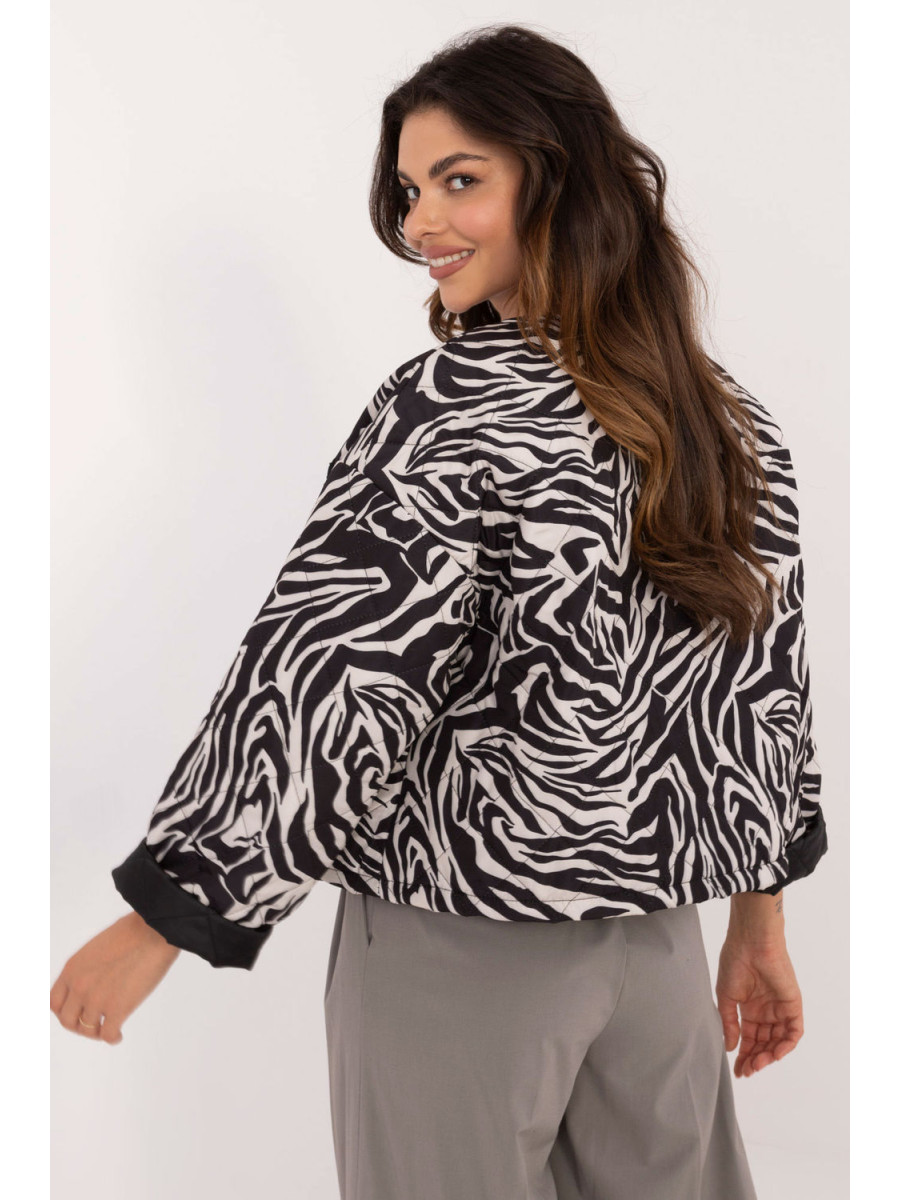 Veste model 200510 Italy Moda