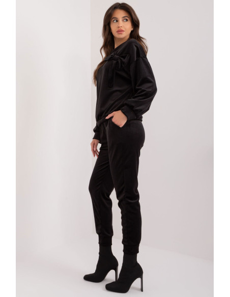 L`ensemble model 193485 Italy Moda