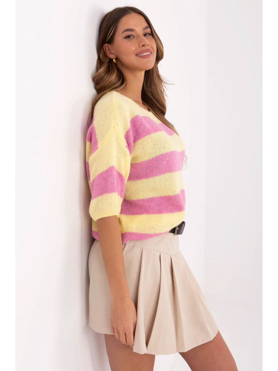 Chandail model 209483 Italy Moda