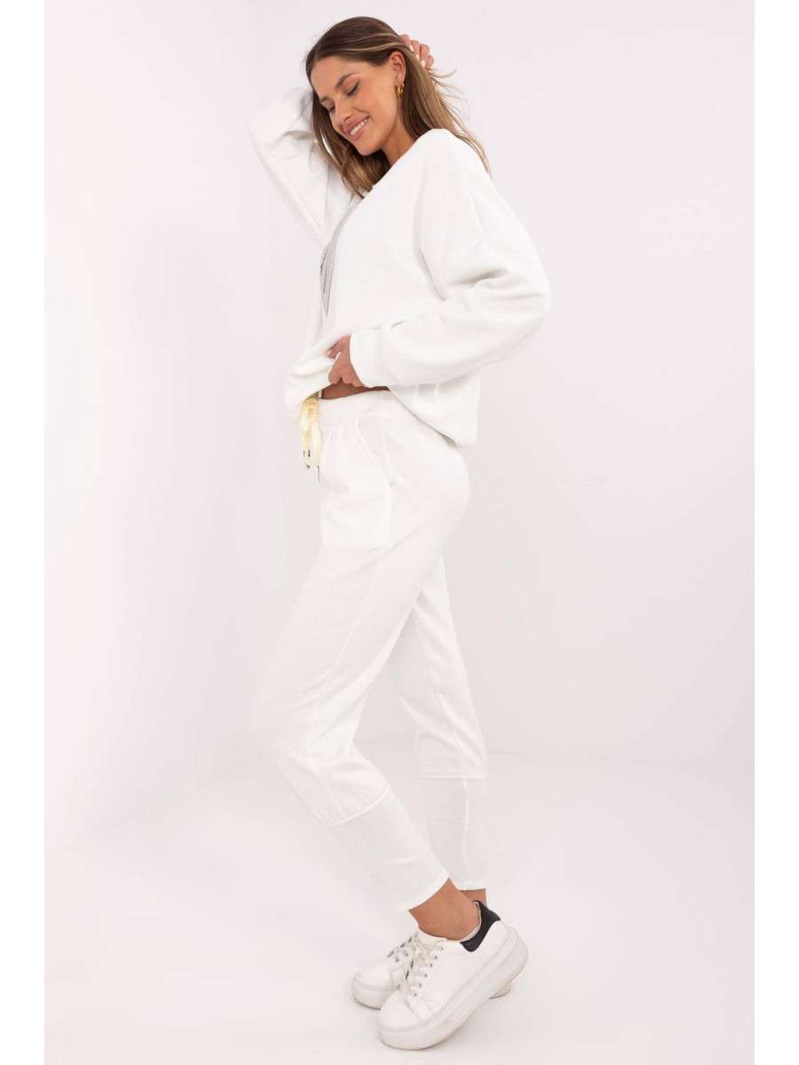 Pantalon survêtement model 207717 Italy Moda