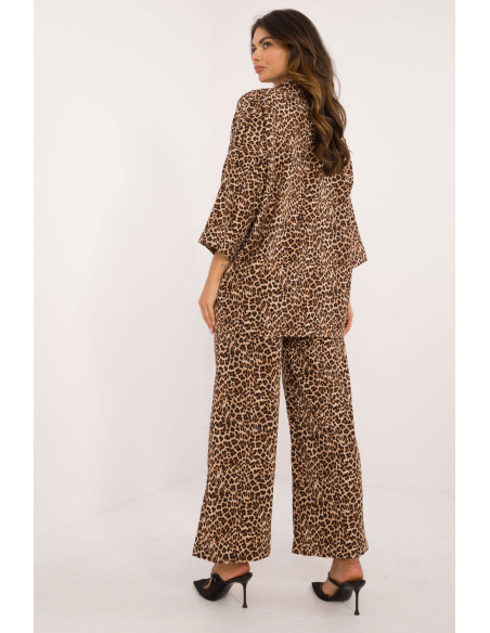 L`ensemble model 200217 Italy Moda