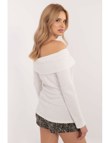 Chandail model 202749 Italy Moda