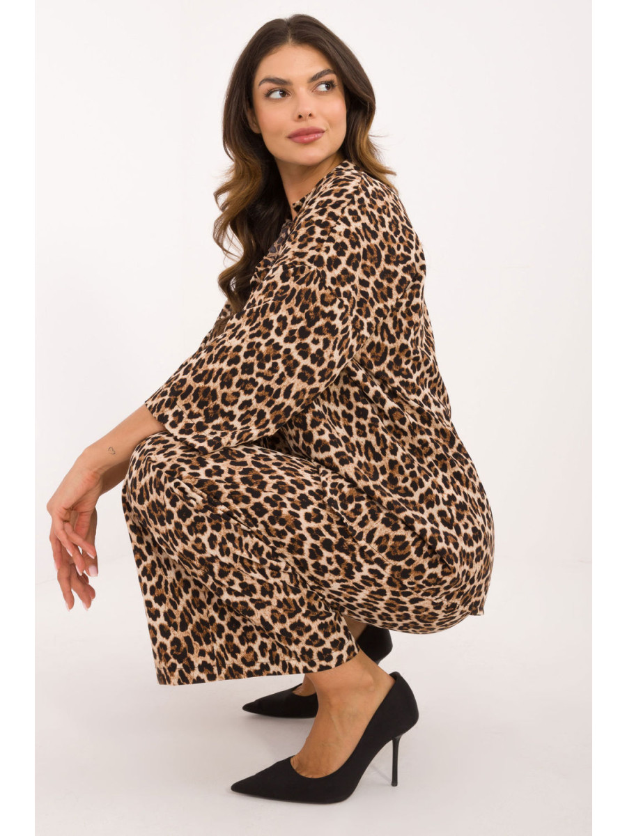 L`ensemble model 200219 Italy Moda