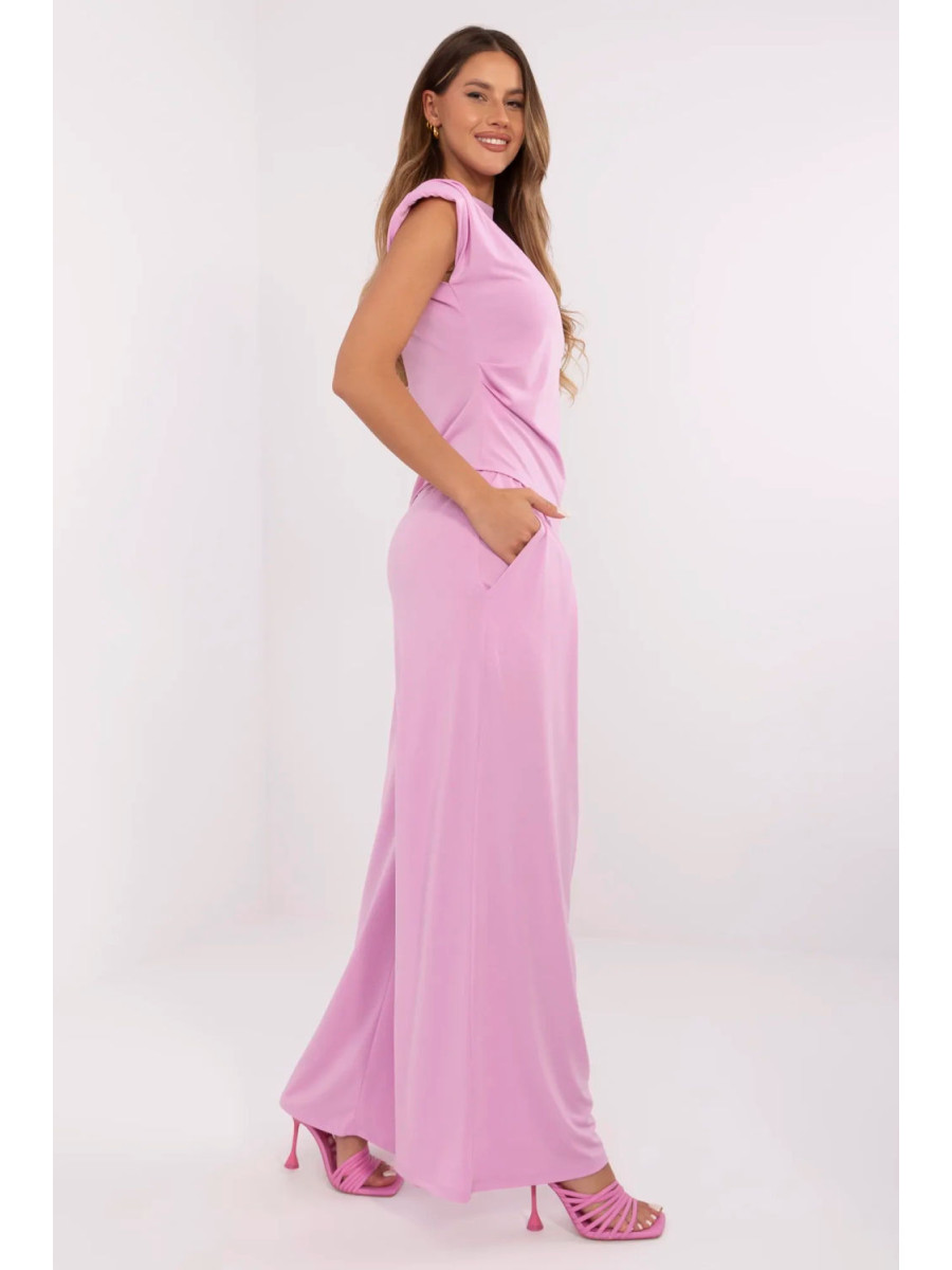 L`ensemble model 211275 Italy Moda