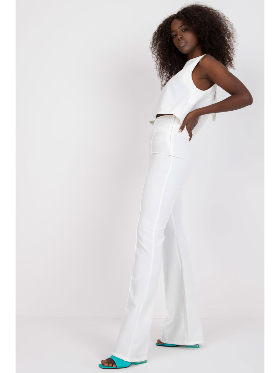 L`ensemble model 166308 Italy Moda