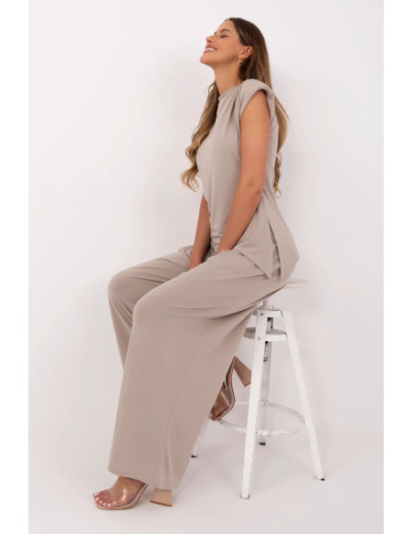 L`ensemble model 211277 Italy Moda