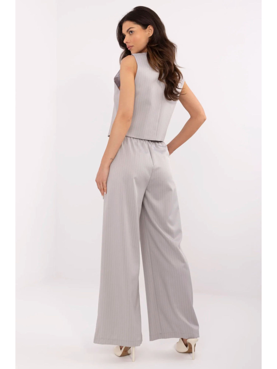 L`ensemble model 211194 NM