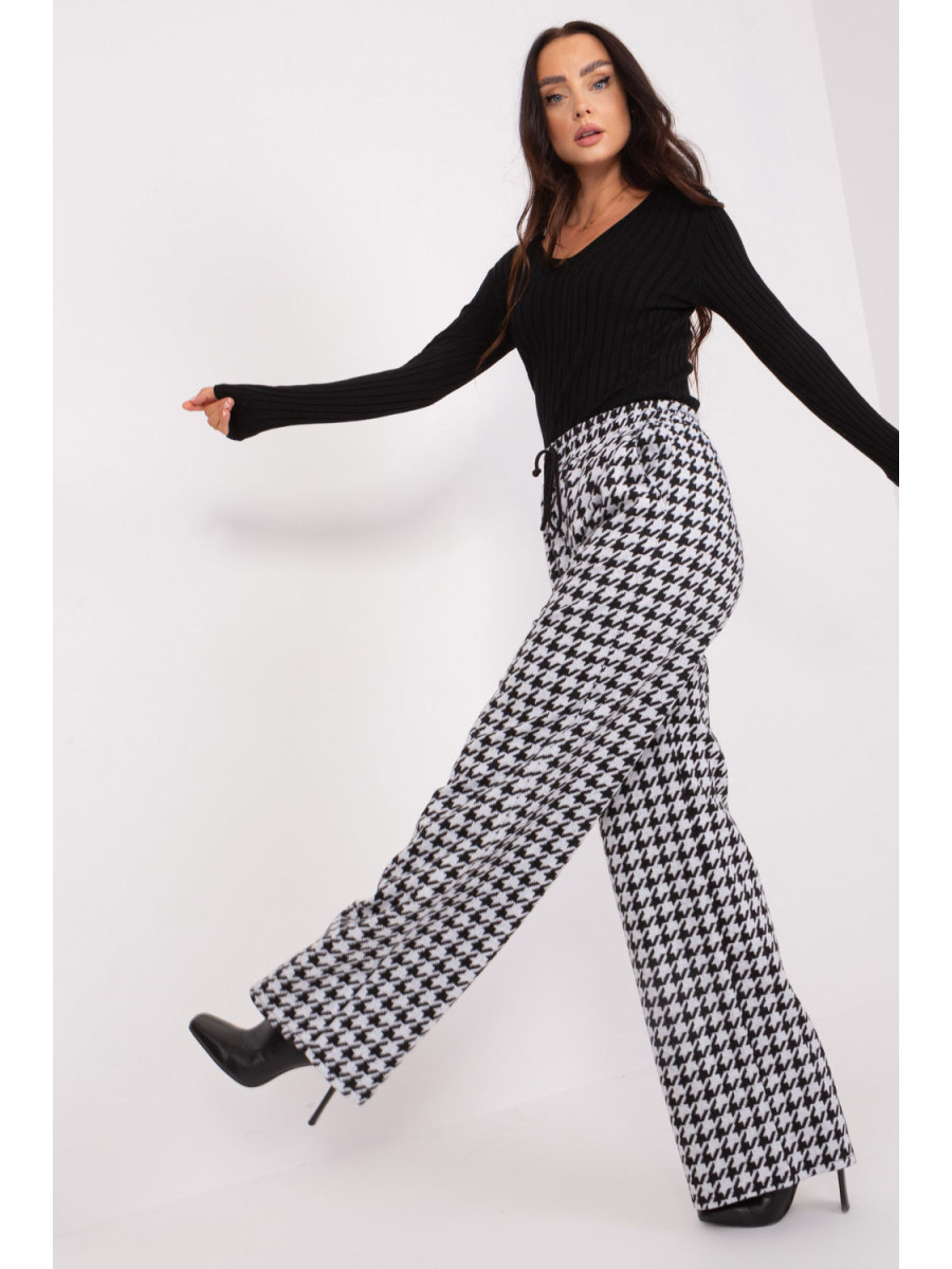 Pantalon femme model 193133 Lakerta