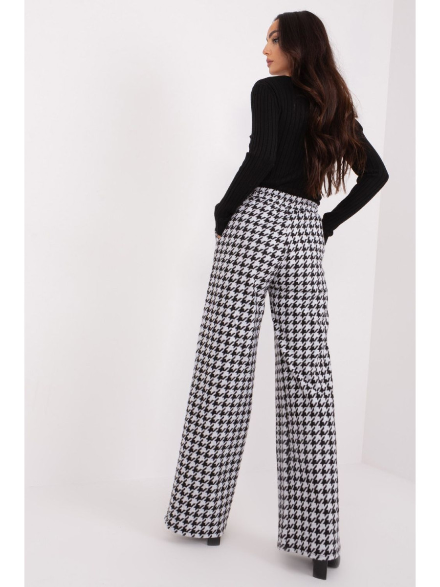Pantalon femme model 193133 Lakerta