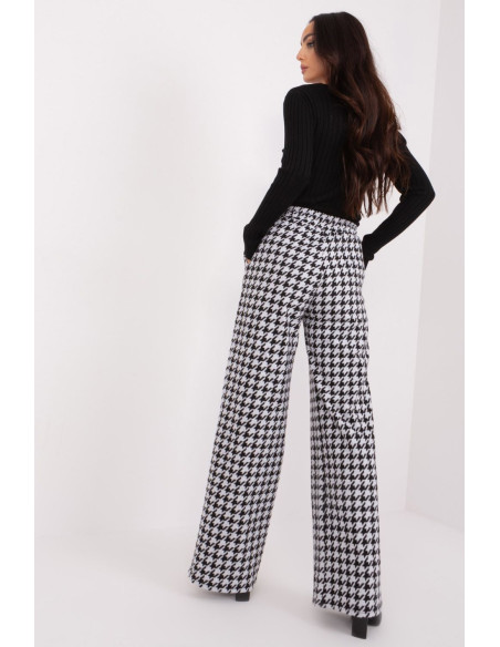 Pantalon femme model 193133 Lakerta