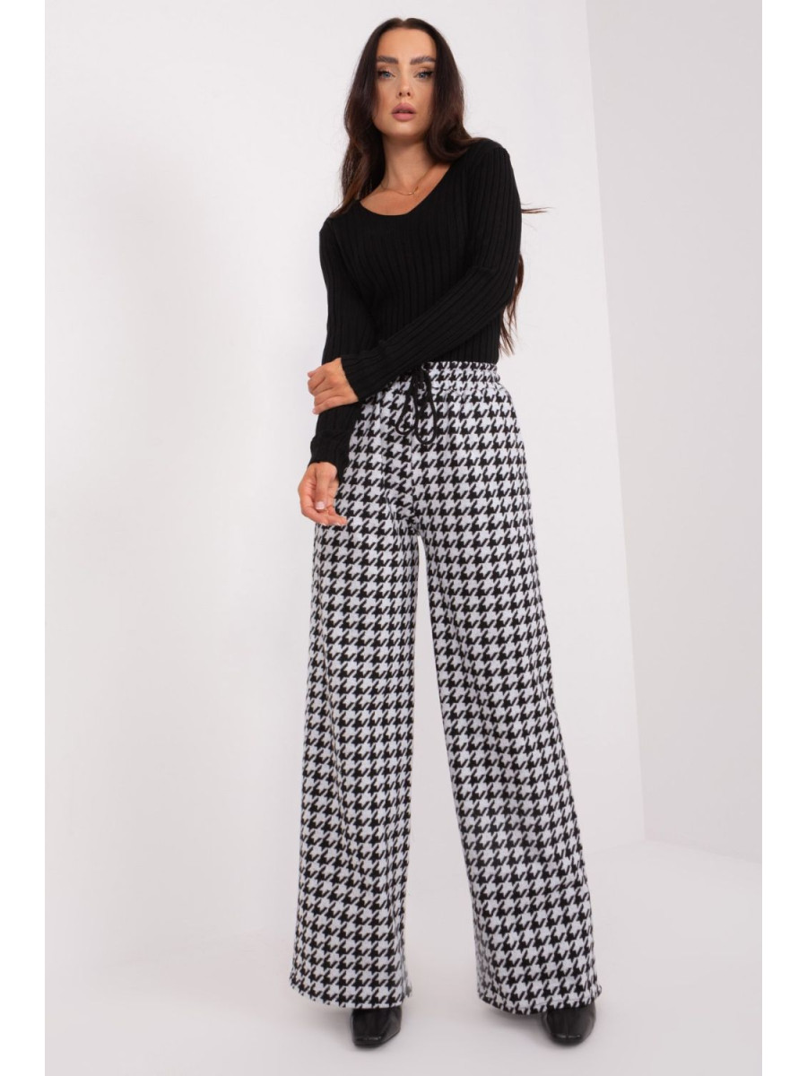 Pantalon femme model 193133 Lakerta