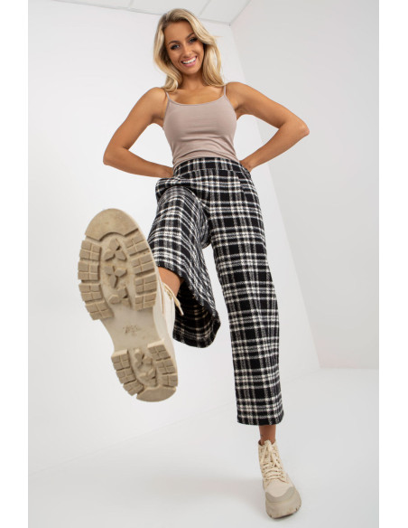 Pantalon femme model 174997 Lakerta