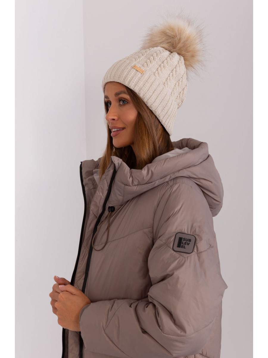 Bonnet model 187438 Rue Paris
