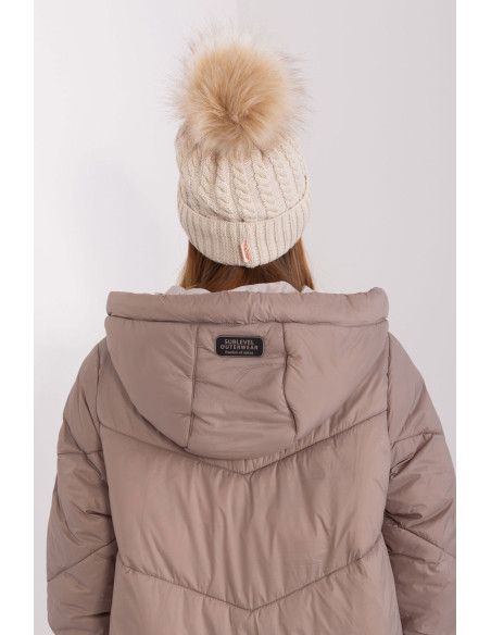 Bonnet model 187438 Rue Paris