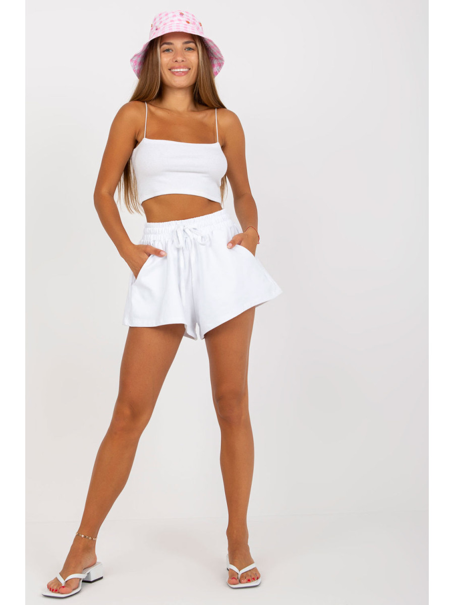 Shorts model 168632 Rue Paris