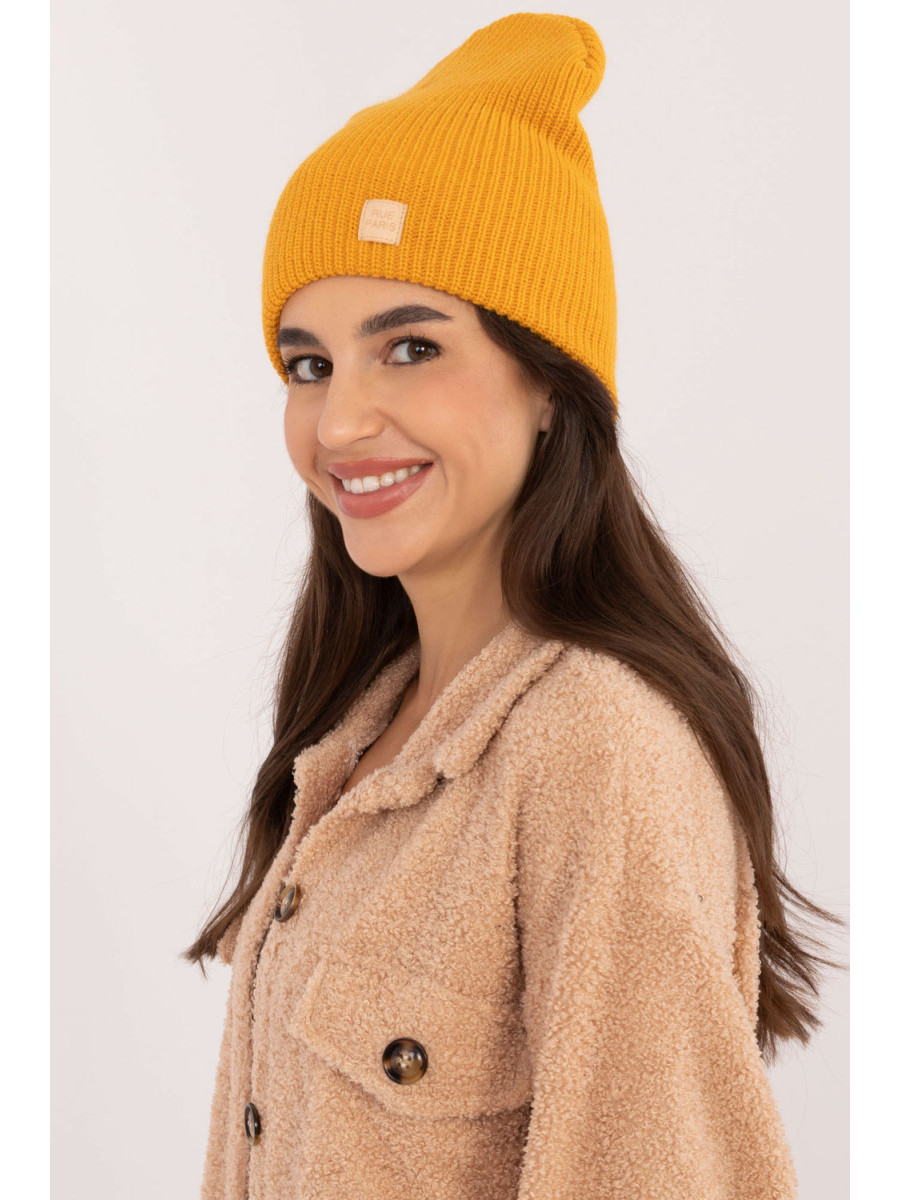 Bonnet model 201426 Rue Paris